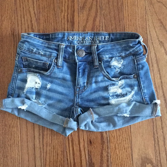 NWOT American Eagle Denim Shorts - Picture 1 of 3